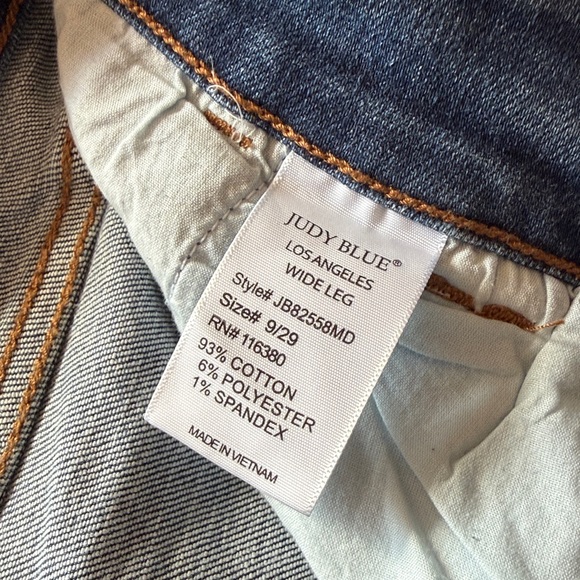 Judy Blue, 9/29, wide leg jeans - Picture 3 of 8